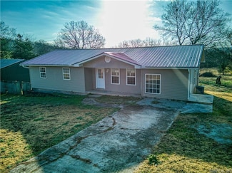 7620 Rally Hill Rd, Harrison, AR 72601
