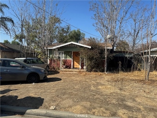 2427 Northbend St, Riverside, CA 92501