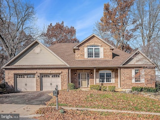 3186 Overlook Dr, Emmaus, PA 18049