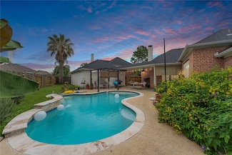 1100 Rippling Springs Ln, League City, TX 77573