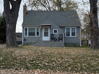 1141 Homer Ave, Aurora, IL 60505