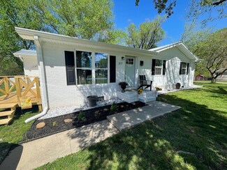 317 Hoover Dr, McMinnville, TN 37110