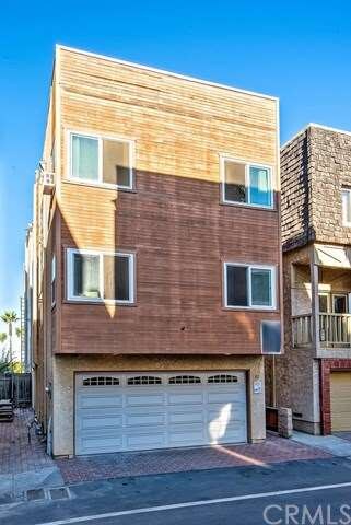82B Surfside Ave, Surfside, CA 90743