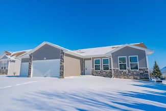 1000 Bluegrass Trail, Waterloo, WI 53594