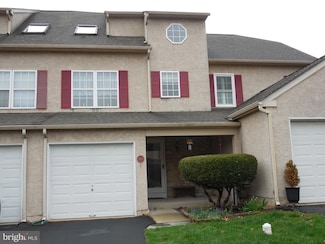 323 Parkview Dr, Souderton, PA 18964