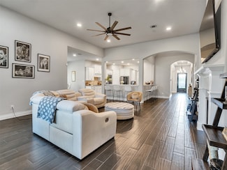 808 Galloway Mist Ln, Friendswood, TX 77546