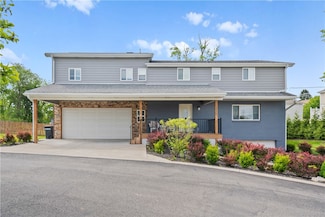 117 Gill Hall Rd, Clairton, PA 15025