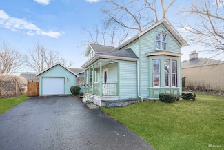 5213 Fairview Ave, Downers Grove, IL 60515