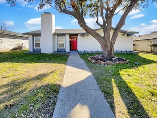 2022 Chestnut Rd, Carrollton, TX 75007