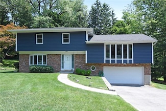 15 Algonquin Dr, Irvington, NY 10533