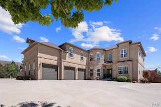 70 W Sunnyslope Dr, Pueblo, CO 81007