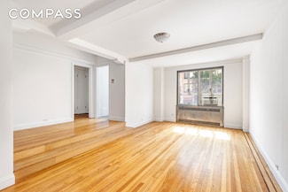 200 W 20th St Unit 206, New York, NY 10011