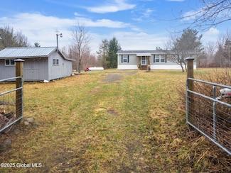 154 Forest Ln, Jefferson, NY 12093