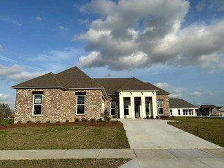 10135 Sanctuary Oaks Dr, Baton Rouge, LA 70817