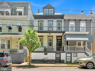 1531 W Market St, Pottsville, PA 17901