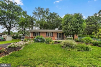 2149 Dixon Ave, Croydon, PA 19021