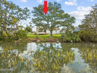 1606 Calico Dr, Morehead City, NC 28557