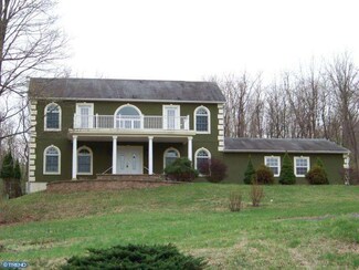12 Heidelberg Farms Ln, Bernville, PA 19506