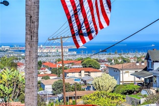 772 W 23rd St, San Pedro, CA 90731