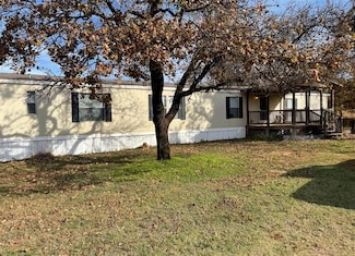 7424 E Charter Oak Rd, Guthrie, OK 73044