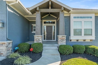 16609 Cody St, Overland Park, KS 66221