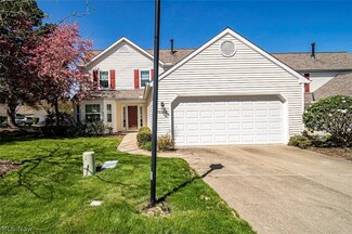 5998 Halle Farm Dr, Willoughby, OH 44094