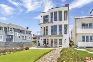7019 E Seaside Walk, Long Beach, CA 90803