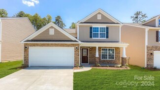 517 Ridgeview Ln, Mars Hill, NC 28754