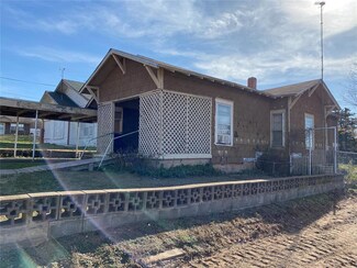 210 5th St, Cement, OK 73017