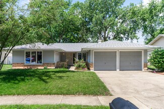 129 Mayfield Dr, Bolingbrook, IL 60440
