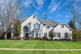 613 Saint Lawrence Ln, Gibsonia, PA 15044