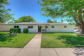 4153 Mackey Dr, North Richland Hills, TX 76180