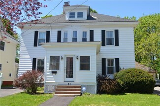 84 Birch St, Bangor, ME 04401