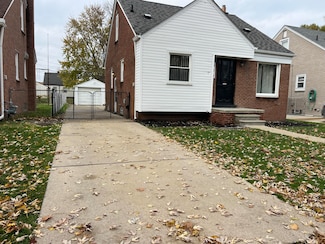 844 Harrison Blvd, Lincoln Park, MI 48146