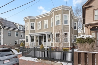 41 Hubbard Ave Unit 41, Cambridge, MA 02140