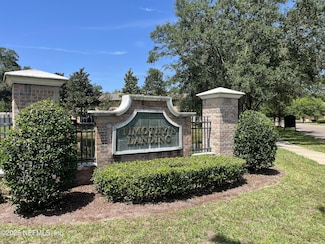 7810 Melvin Rd, Jacksonville, FL 32210