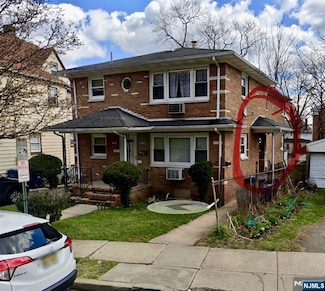 240 3rd St Unit 2nd Floor, Hackensack, NJ 07601