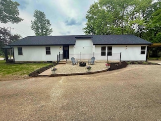 4977 E State Road 46, Bloomington, IN 47401