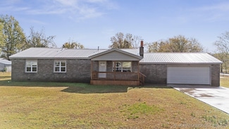 123 W Choctaw Ave, Fairland, OK 74343