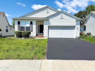 37 Tennyson Rd, Brick, NJ 08724
