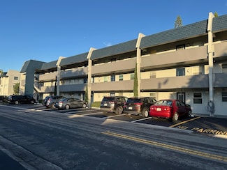 7797 Golf Circle Dr Unit 209, Margate, FL 33063