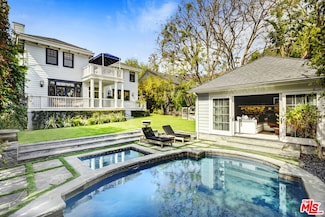 2226 N Berendo St, Los Angeles, CA 90027
