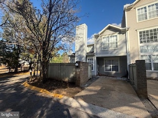 8812 Dowling Park Place, Montgomery Village, MD 20886