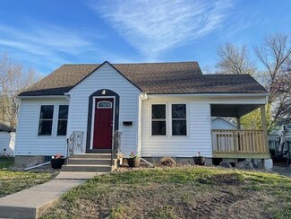 105 W Tebo St, Clinton, MO 64735