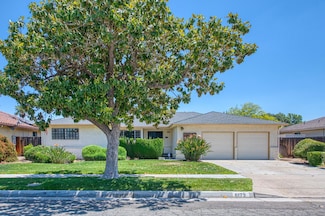 6172 N Spalding Ave, Fresno, CA 93710