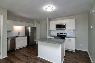 8045 W Elizabeth Ln Unit 124, Fort Worth, TX 76116