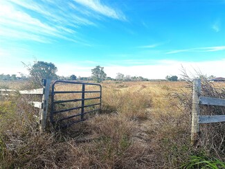 24810 Farm To Market 2004, Angleton, TX 77515