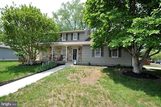 145 Cobblestone Dr, Mount Laurel, NJ 08054