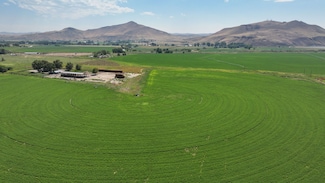 1560 Lagoon Dr, Vale, OR 97918