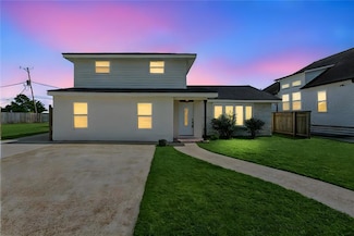 1107 Perrin Dr, Arabi, LA 70032